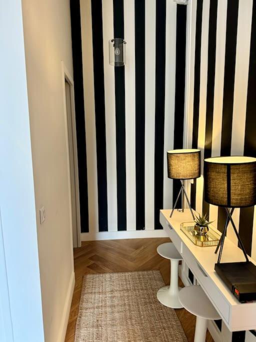 Appartement Au Coeur De ปารีส ภายนอก รูปภาพ